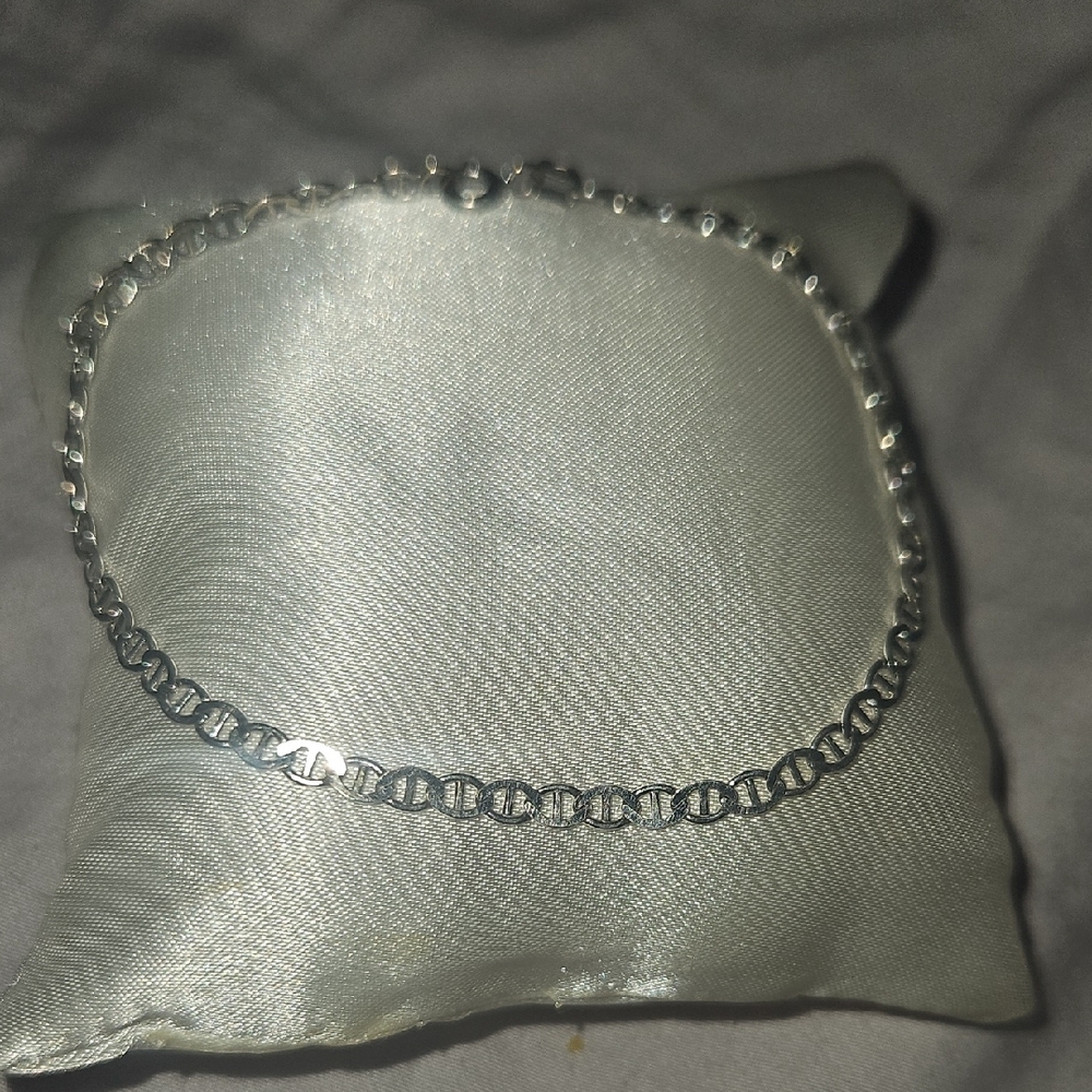 Elegant Silver Chain Bracelet